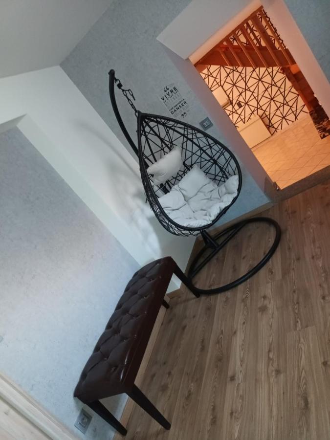 Apartamento Au Pied Des Montagnes. Saint-Jean-de-Maurienne Exterior foto